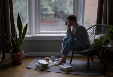 How to Recognize Early Signs of Depression: 7 Red Flags